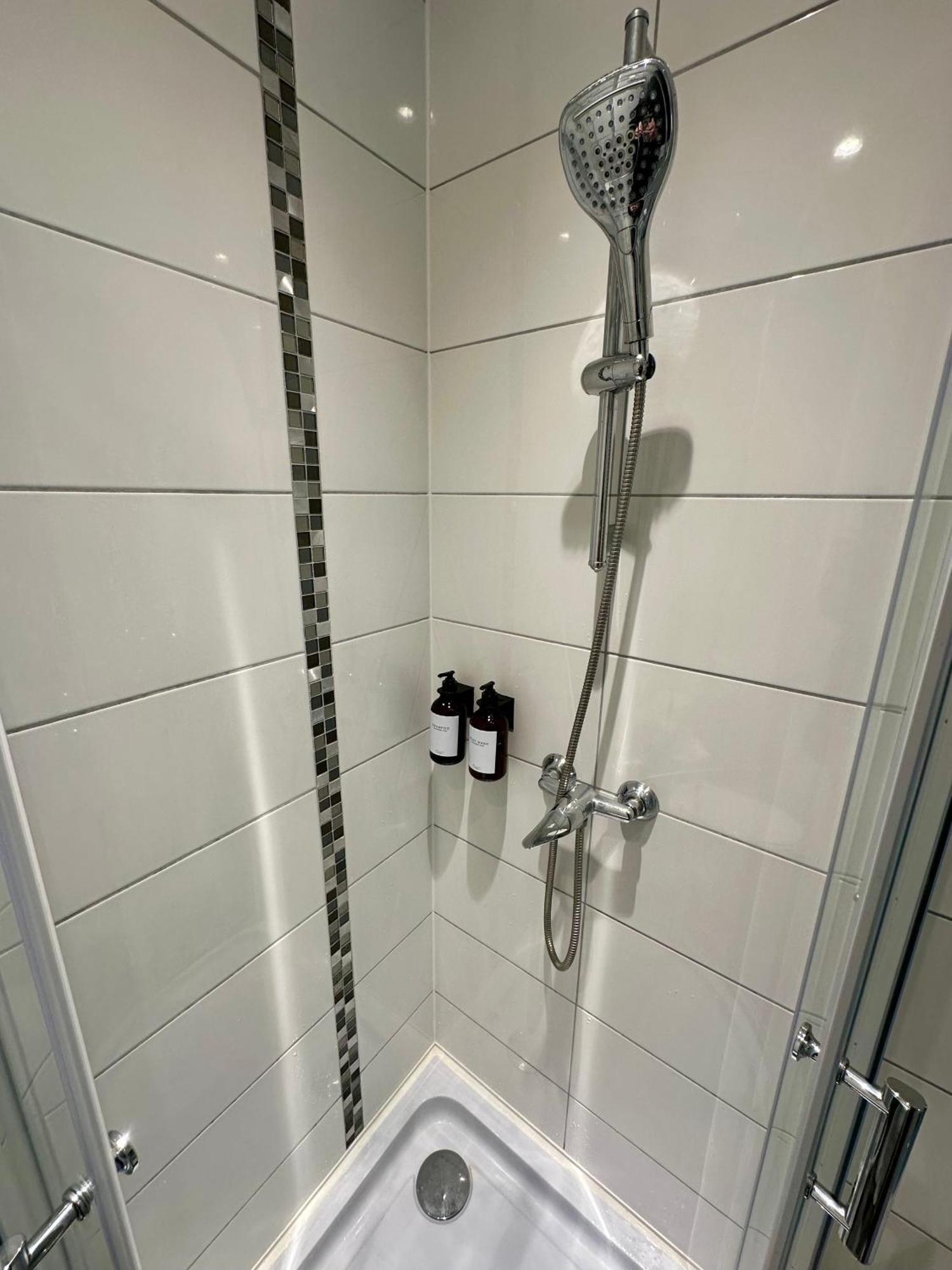 Lecathedrale : F2 Au Coeur De Metz ! Apartment ภายนอก รูปภาพ